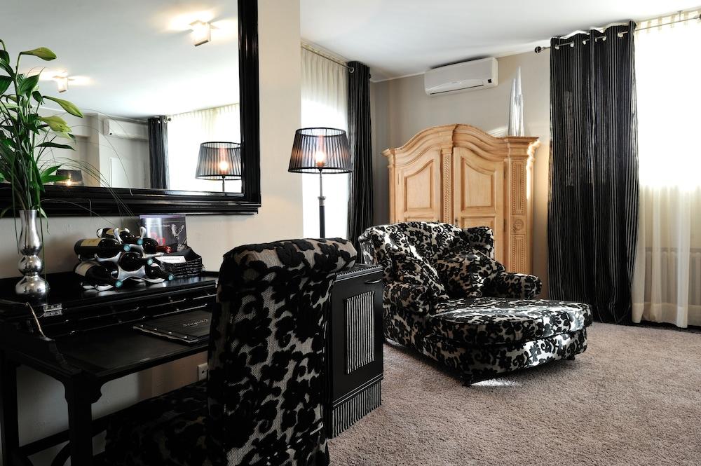 Hotel Stage 47
