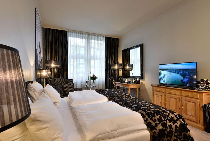 Stage 47 Hotel 4*